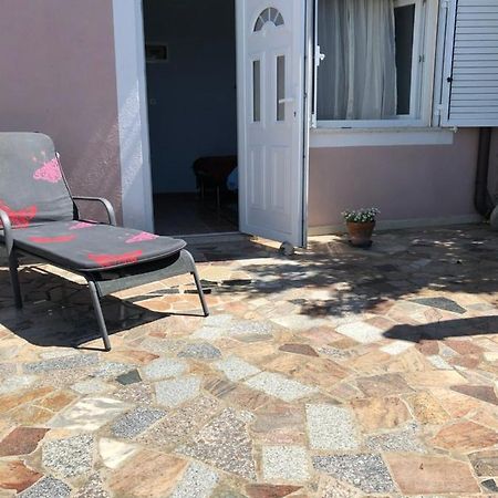 Apartman Ana ウマグ エクステリア 写真