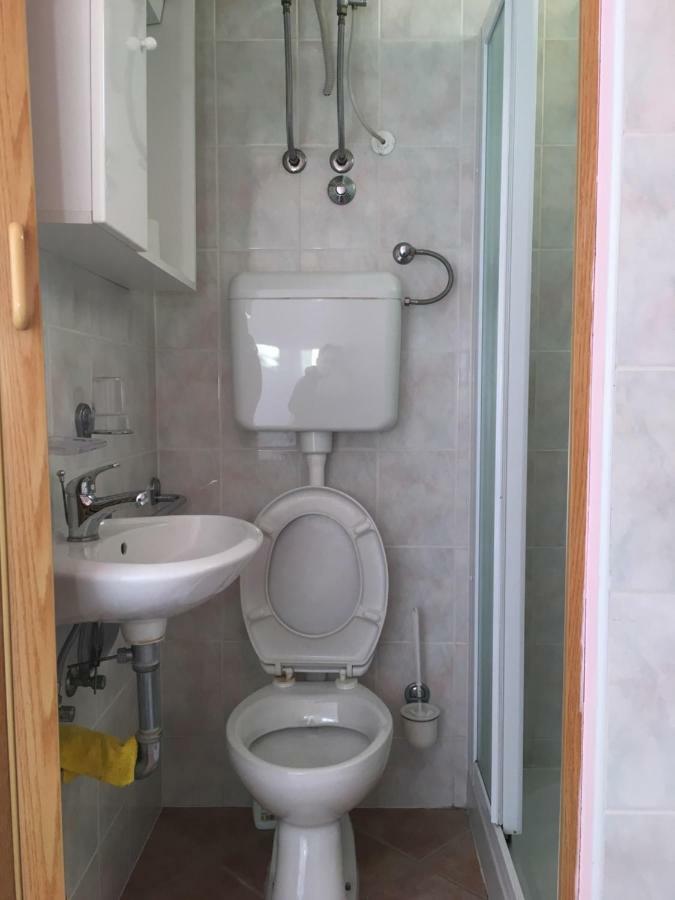 Apartman Ana ウマグ エクステリア 写真